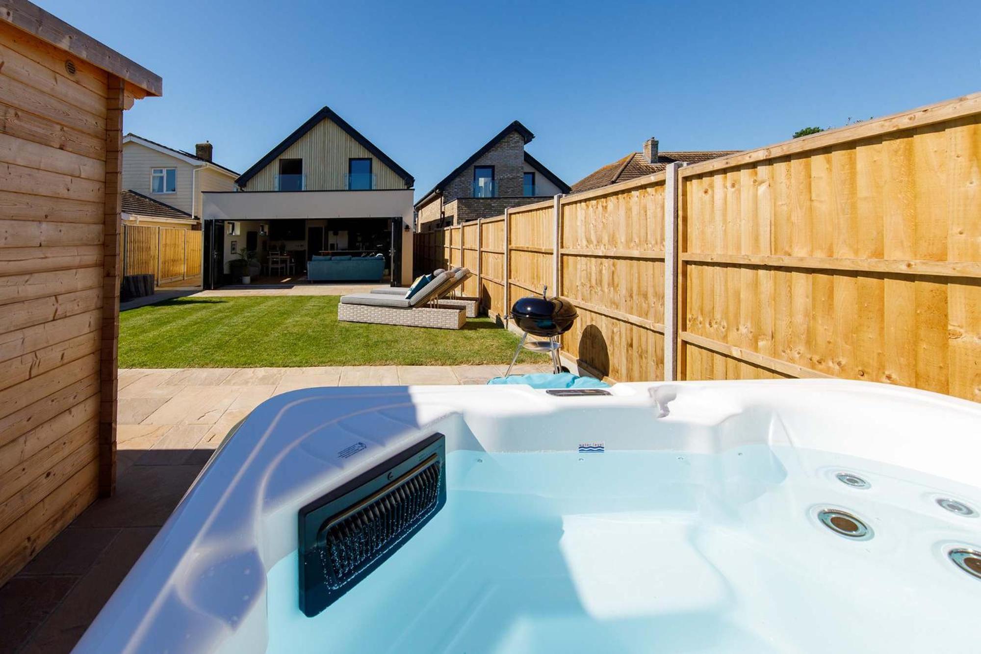 Luxury Designer Coastal Home For 10 With Hot Tub Вест-Віттерінг Екстер'єр фото